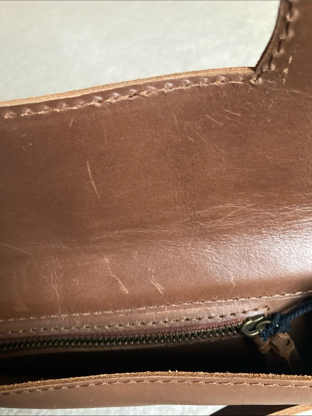 ABLE mare handle clutch in whisky